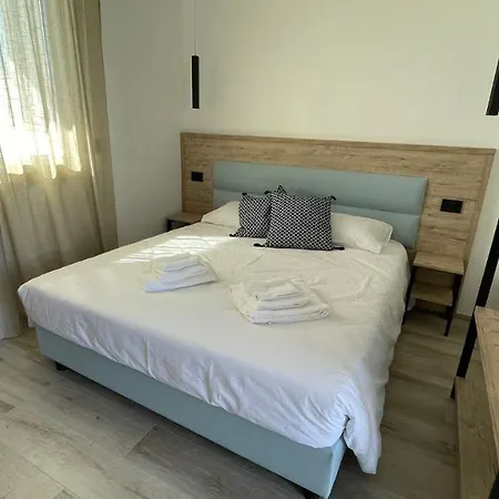 Bed & Breakfast Airport *