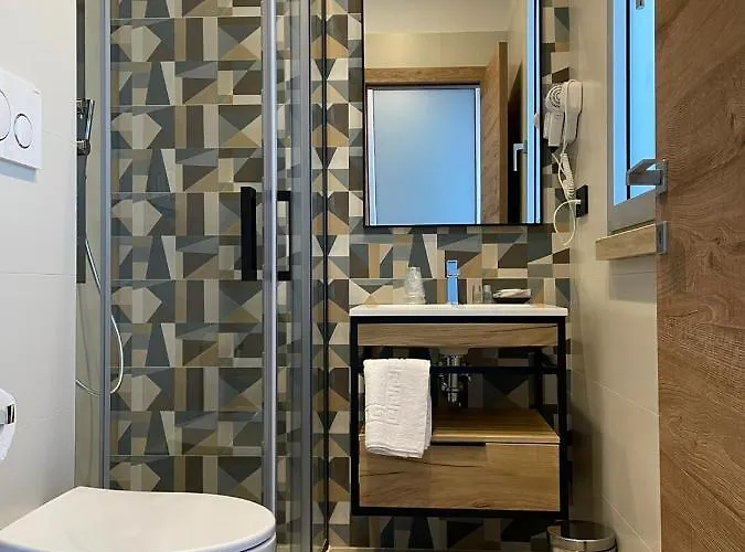 住宿加早餐酒店 Airport 巴里