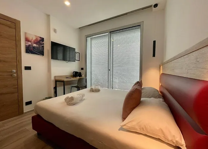 住宿加早餐酒店 Airport 4*